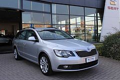 Foto SKODA Superb 2ª serie 2.0 TDI CR 140 CV DSG Wagon